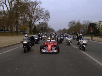 Ferrari Parade in Paris