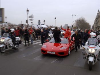 Ferrari Parade in Paris