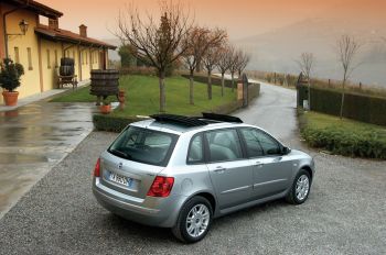 A family car with grunt: Fiat Auto New Zealand have just made the 125 kW 2.4-litre 20v Stilo 'Abarth' engine available in 5-door format