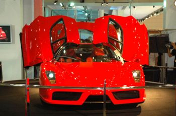 Ferrari's stunning Enzo has made its long-awaited Thai public debut, more than two years after the 6.0-litre V12 powered supercar first appeared in public