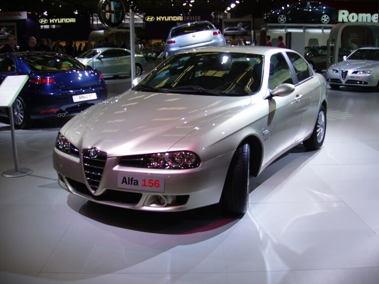 Alfa Romeo at the 2004 Brussels International Motor Show