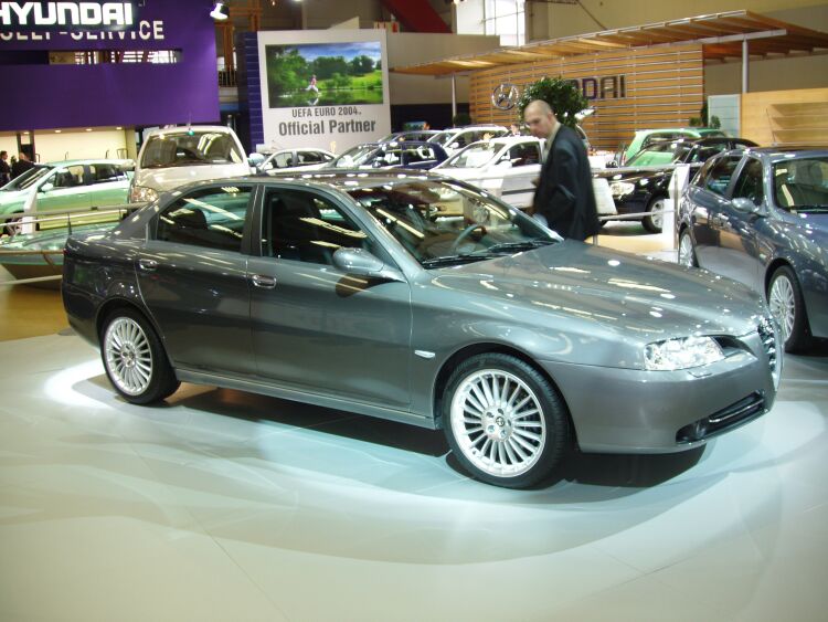 Alfa Romeo at the 2004 Brussels International Motor Show