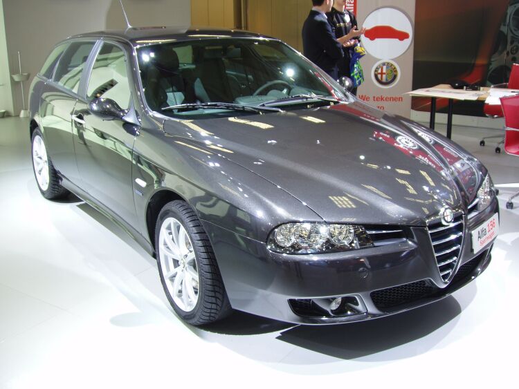 Alfa Romeo at the 2004 Brussels International Motor Show