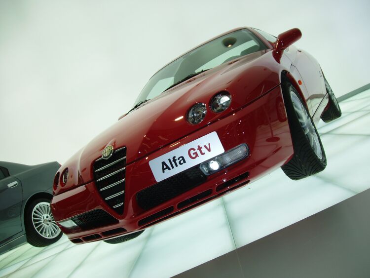 Alfa Romeo at the 2004 Brussels International Motor Show