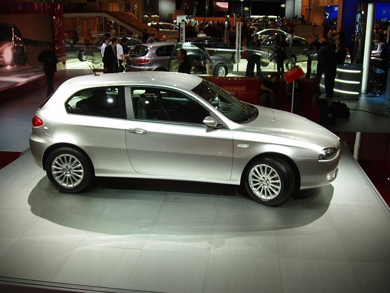 Alfa Romeo at the 2004 Paris International Motor Show