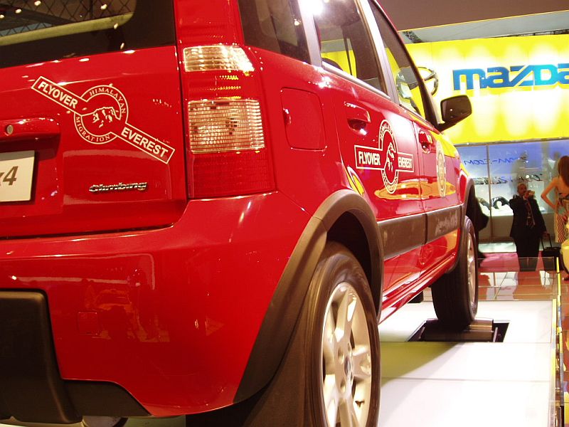 Fiat Panda 4x4 at the 2004 Paris International Motor Show