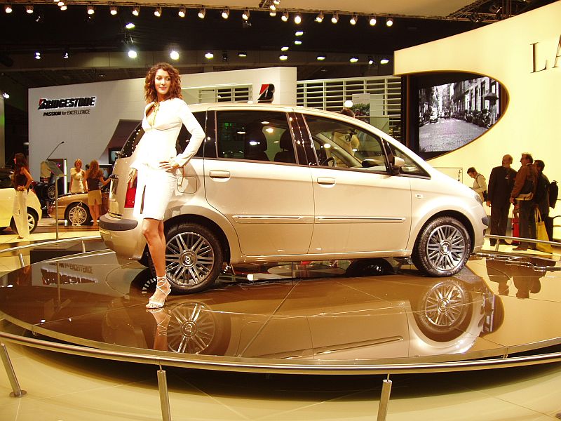 Lancia Musa at the 2004 Paris Mondial de l'Automobile