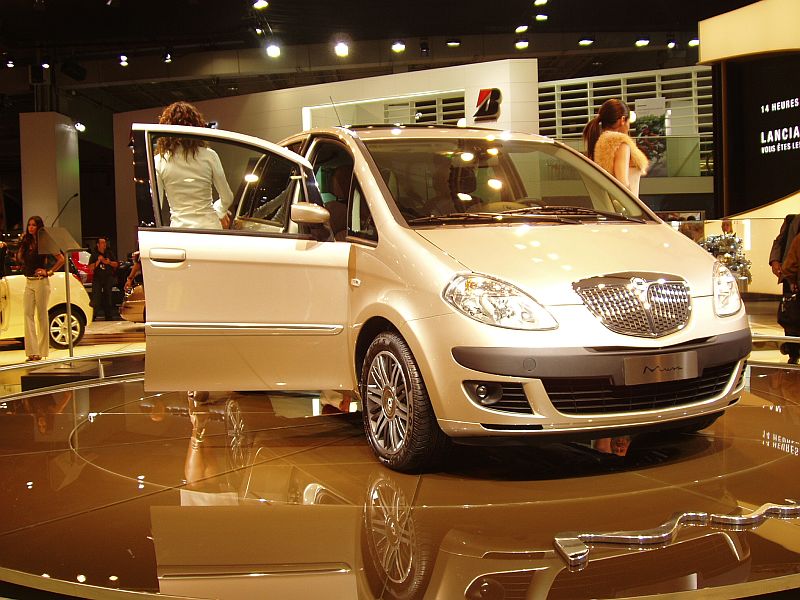 Lancia Musa at the 2004 Paris Mondial de l'Automobile