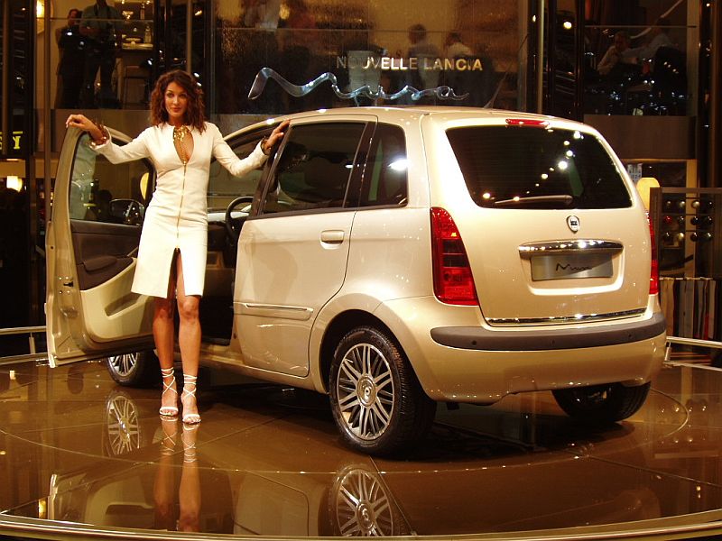 Lancia Musa at the 2004 Paris Mondial de l'Automobile