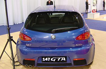 Click here to see photo gallery of Alfa Romeo at the 2004 Australian International Motor Show