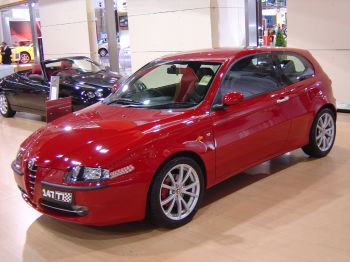 Click here to see photo gallery of Alfa Romeo at the 2004 Australian International Motor Show