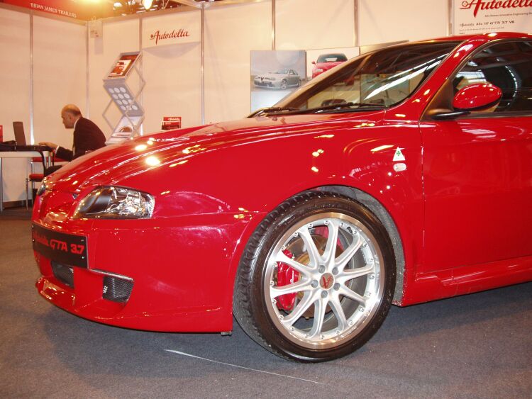 Autodelta Alfa Romeo 147 GTA at the 2004 Autosport International in Birmingham