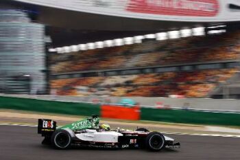 Minardi qualifying action from Shanghai