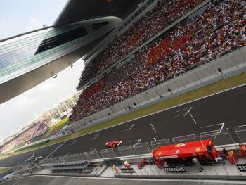 Action from the 2004 China Grand Prix in Shanghai