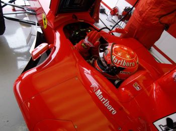 Rain soaked F1 practice action from Suzuka this morning