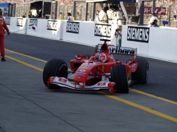 Action from the 2004 Japanese Grand Prix