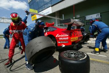 FIA GT action from Brno