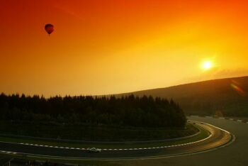 Action from the 2004 Proximus 24 Hours of Spa