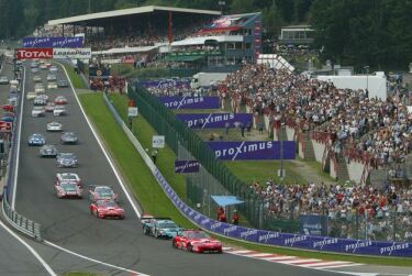 The start of the Proximus 24 Hours of Spa