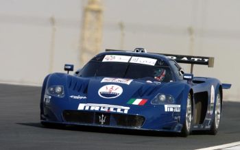 FIA GT Championship action from Dubai