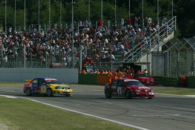 FIA ETCC action from Imola