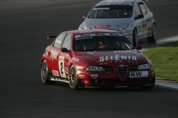 Wednesday FIA ETCC practice action from Dubai