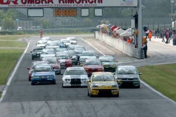 Giovanni Mancini leads the CIVT N4 category in his Fiat Punto HGT