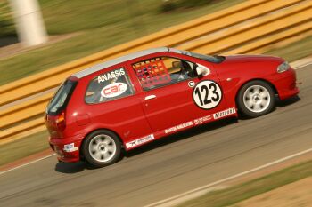 Fiat Palio Special Series racing in the 2004 South African Production Car Championship