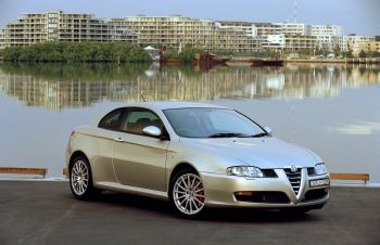 As with the Alfa GT 3.2 litre, which was on sale in New Zealand before Europe, this market is one of the first to get the Alfa GT with the combination of the JTS engine and the Selespeed gearbox