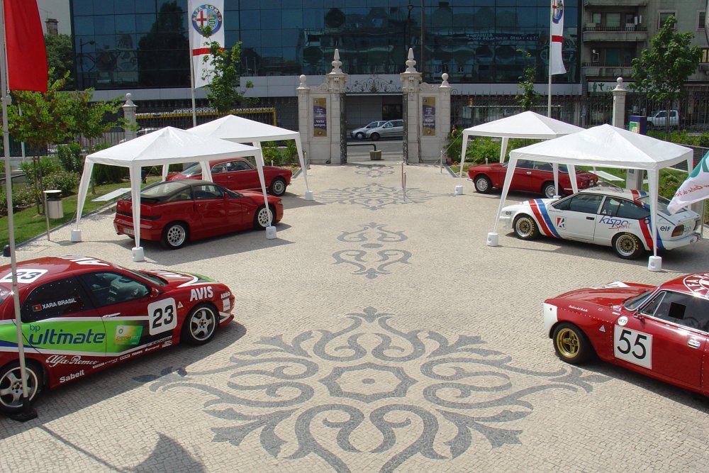 Under the motto "From 10th to 19th July , the Cuore Sportivo beats faster in the heart of Lisboa" the Alfa Romeo Clube de Portugal and the Palcio Sotto Mayor (Galerias Comerciais) presented an outstanding exhibition of important Alfa Romeo models in the heart of the Portuguese capital.