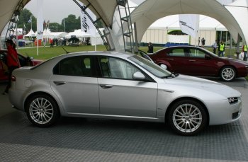 Alfa Romeo 159