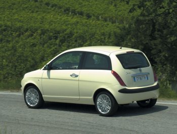 Lancia Ypsilon