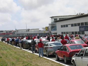 The Estoril racetrack played host to an Iberic concentration organised by Alfa Romeo's Spanish importer and by the Spanish Alfa Romeo Club in a close collaboration with the Portuguese Alfa Romeo Club, turning the Portuguese circuit into an enormous 'Cuore Sportivo', alowing Iberic 'Alfistas' to live out a magical day in a passionate surrounding