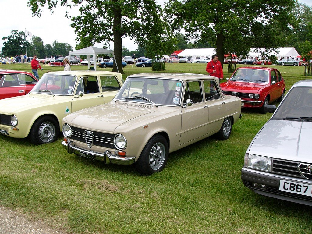 Auto Italia Summer Itaian Car Day - Stanford Hall - 12th June 2005