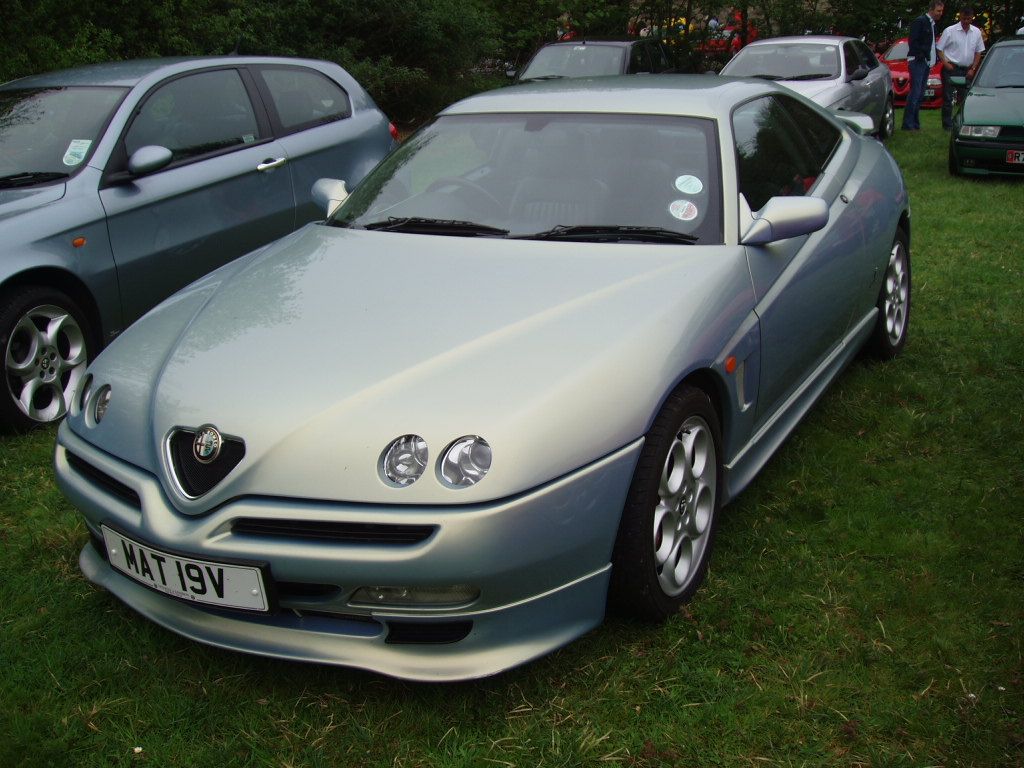 Alfa Romeo at the Auto Italia 2005 'Spring Italian Car Day' at Brooklands - 30th April 2005