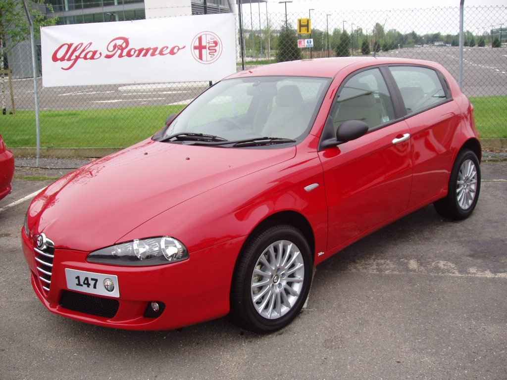 Alfa Romeo at the Auto Italia 2005 'Spring Italian Car Day' at Brooklands - 30th April 2005