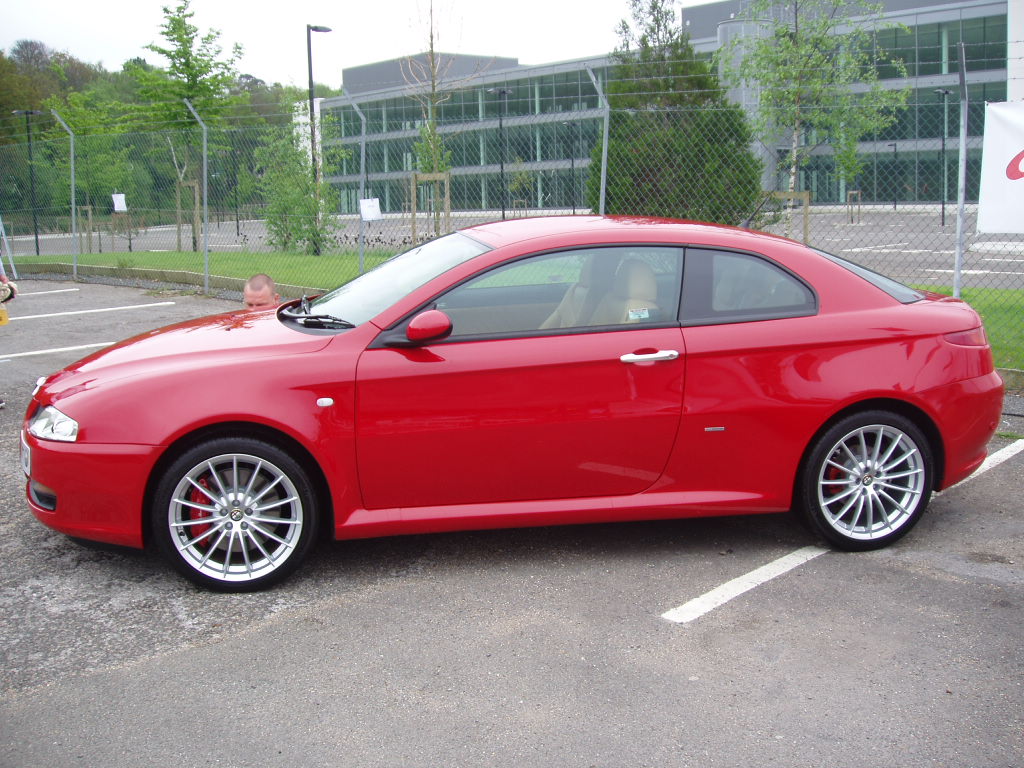 Alfa Romeo at the Auto Italia 2005 'Spring Italian Car Day' at Brooklands - 30th April 2005