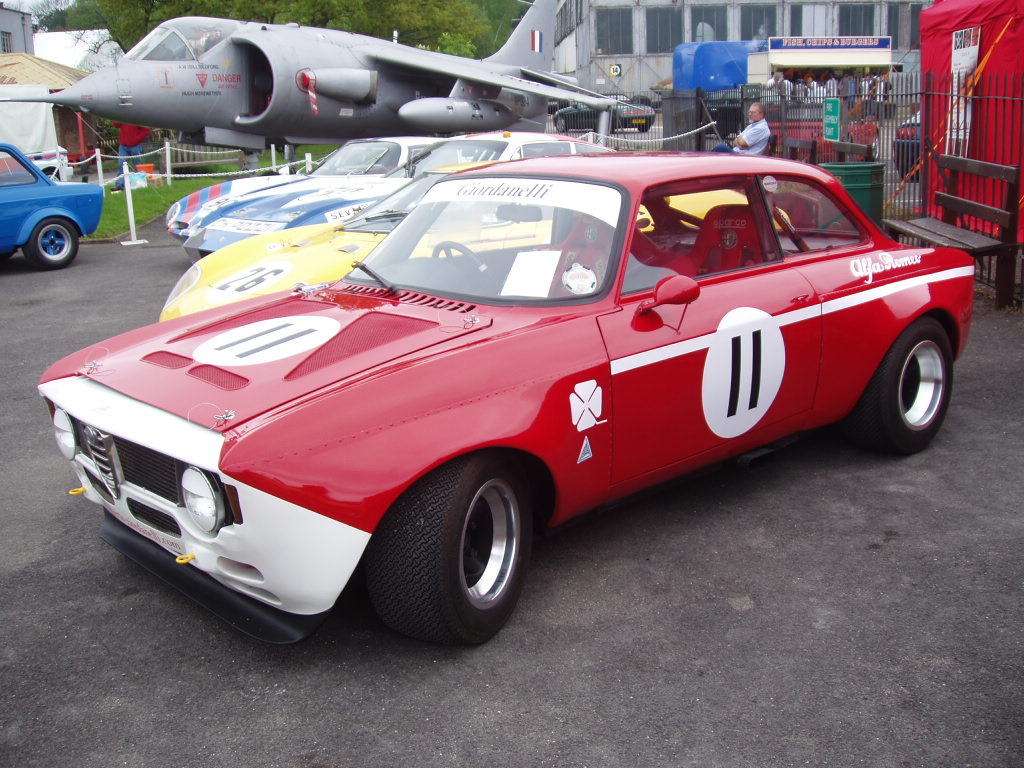 Alfa Romeo at the Auto Italia 2005 'Spring Italian Car Day' at Brooklands - 30th April 2005