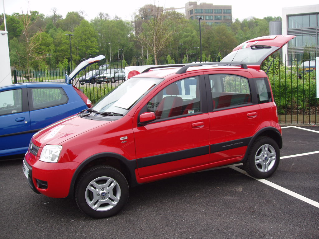 Fiat at the 2005 Auto Italia 'Spring Italian Car' Day, Brooklands