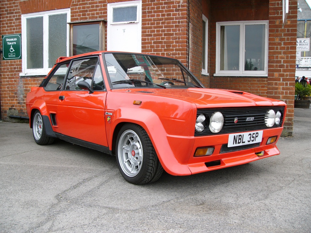 Fiat at the 2005 Auto Italia 'Spring Italian Car' Day, Brooklands