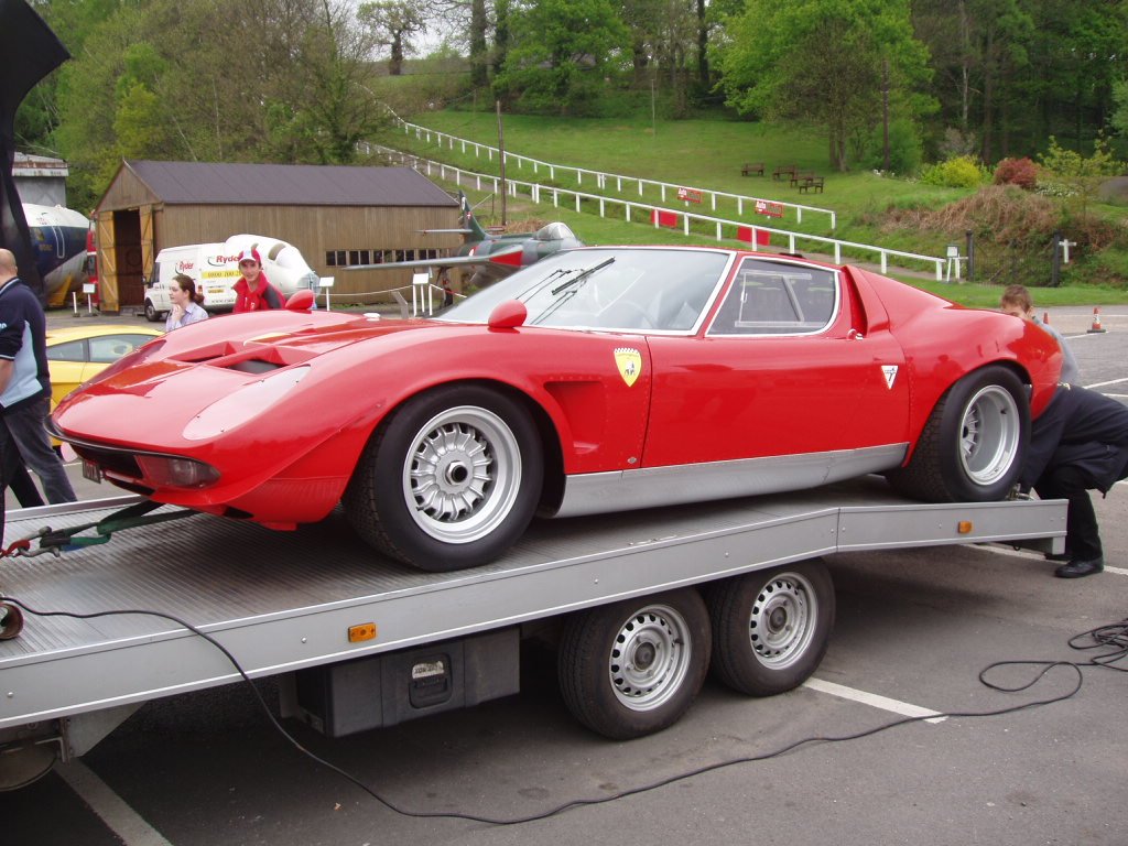 Lamborghini at the 2005 Auto Italia Spring Italian Car Day at Brooklands