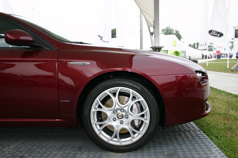 Alfa Romeo 159 3.2 JTS Q4 at the 2005 Goodwood International Festival of Speed