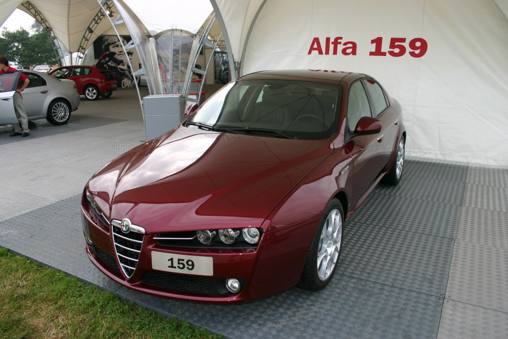 Alfa Romeo 159 3.2 JTS Q4 at the 2005 Goodwood International Festival of Speed