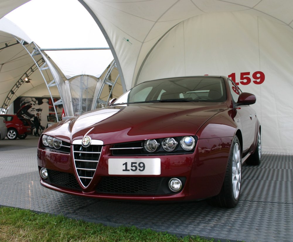 Alfa Romeo 159 3.2 JTS Q4 at the 2005 Goodwood International Festival of Speed