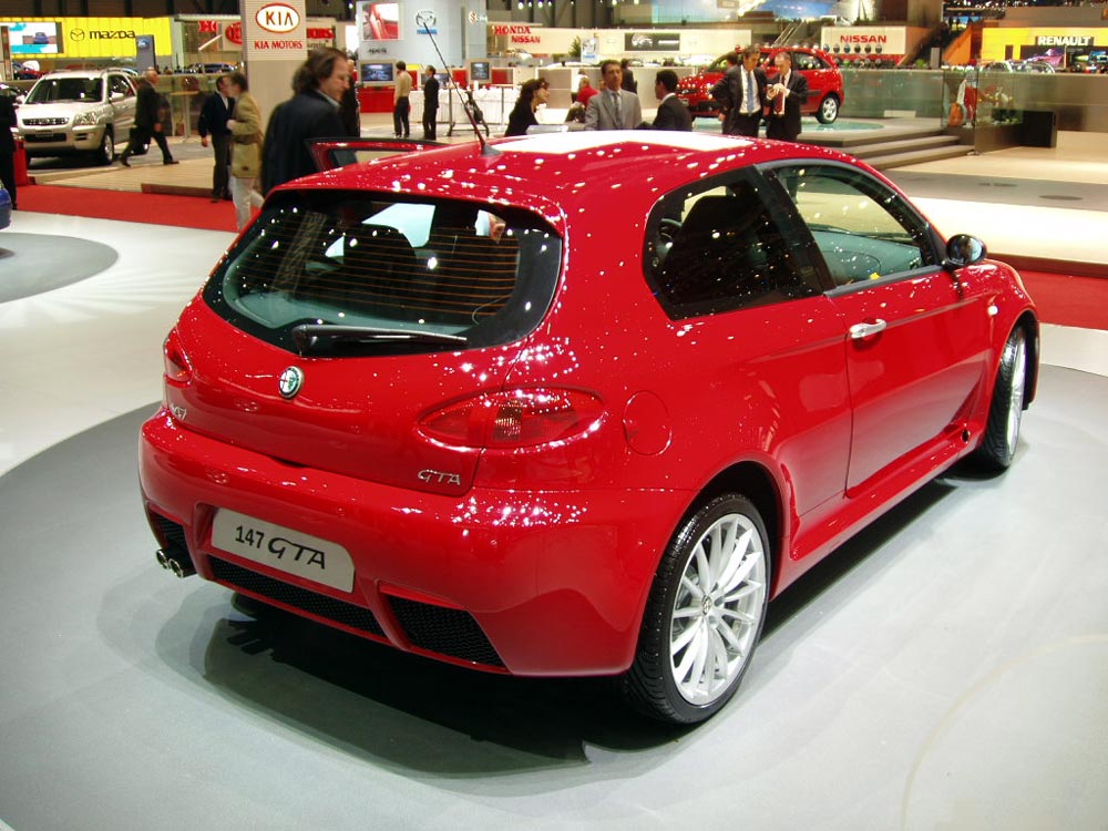 Alfa Romeo 147 GTA at the 2005 Geneva International Motor Show