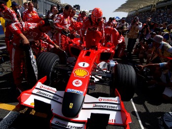 Scuderia Ferrari endured a tough Grand Prix in blazing hot conditions at the Bahrain International Circuit at Sakhir on Sunday