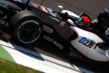 Minardi driver's Christijan Albers and Patrick Friesacher put in strong performances in the team new PS05 chassis during the first qualifying session for Sundays San Marino Grand Prix