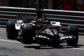 Minardi produced its best qualifying performance in two seasons, drivers Patrick Friesacher and Christijan Albers finishing the first qualifying session in Monaco 14th and 15th