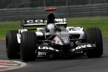 A qualifying lap of total commitment yesterday saw Minardi F1 Team driver Christijan Albers claim an excellent 15th position on the grid for this afternoons Canadian Grand  Prix