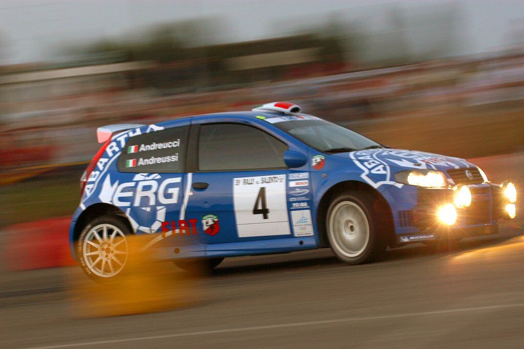 Round five of the Italian Rally Championship, the Rally del Salento, would take place on tarmac, offering Paulo Andreucci's Fiat Punto S1600 a chance to shine